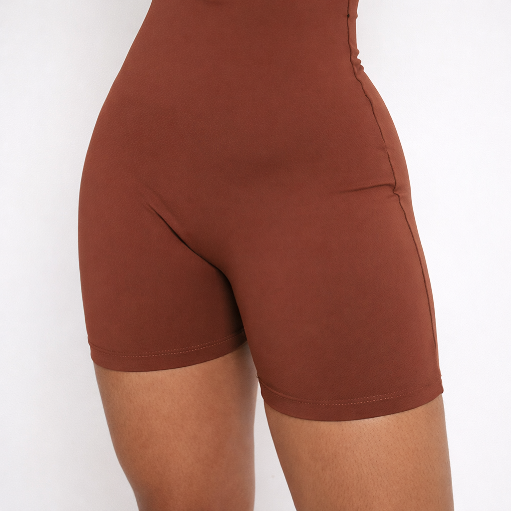 Slim Fit Avelã — Marrom